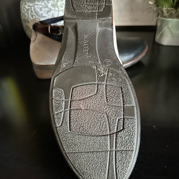 SOLD! - Picture 5 of 7